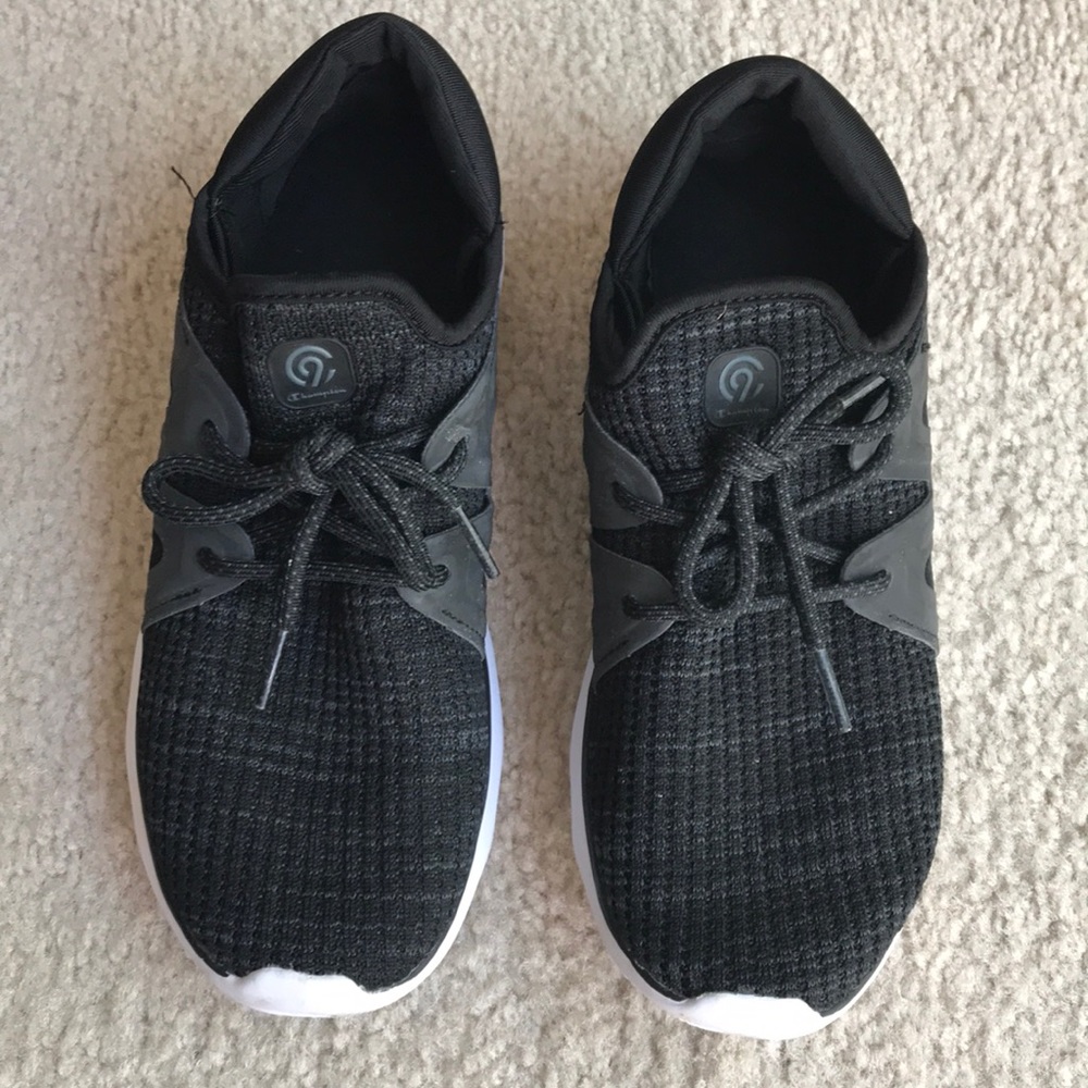 Champion Women’s size 8